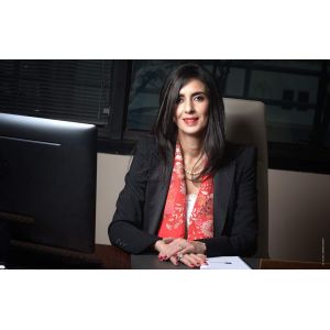 Le Roi Mohammed VI a nommé, Nadia FETTAH ALAOUI , Ministre de l’Economie et des Finances. Elle devient ainsi la première femme à occuper ce poste. 