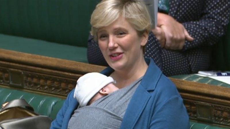 Au Parlement avec son bébé : le rappel à l'ordre d'une députée britannique crée le débat